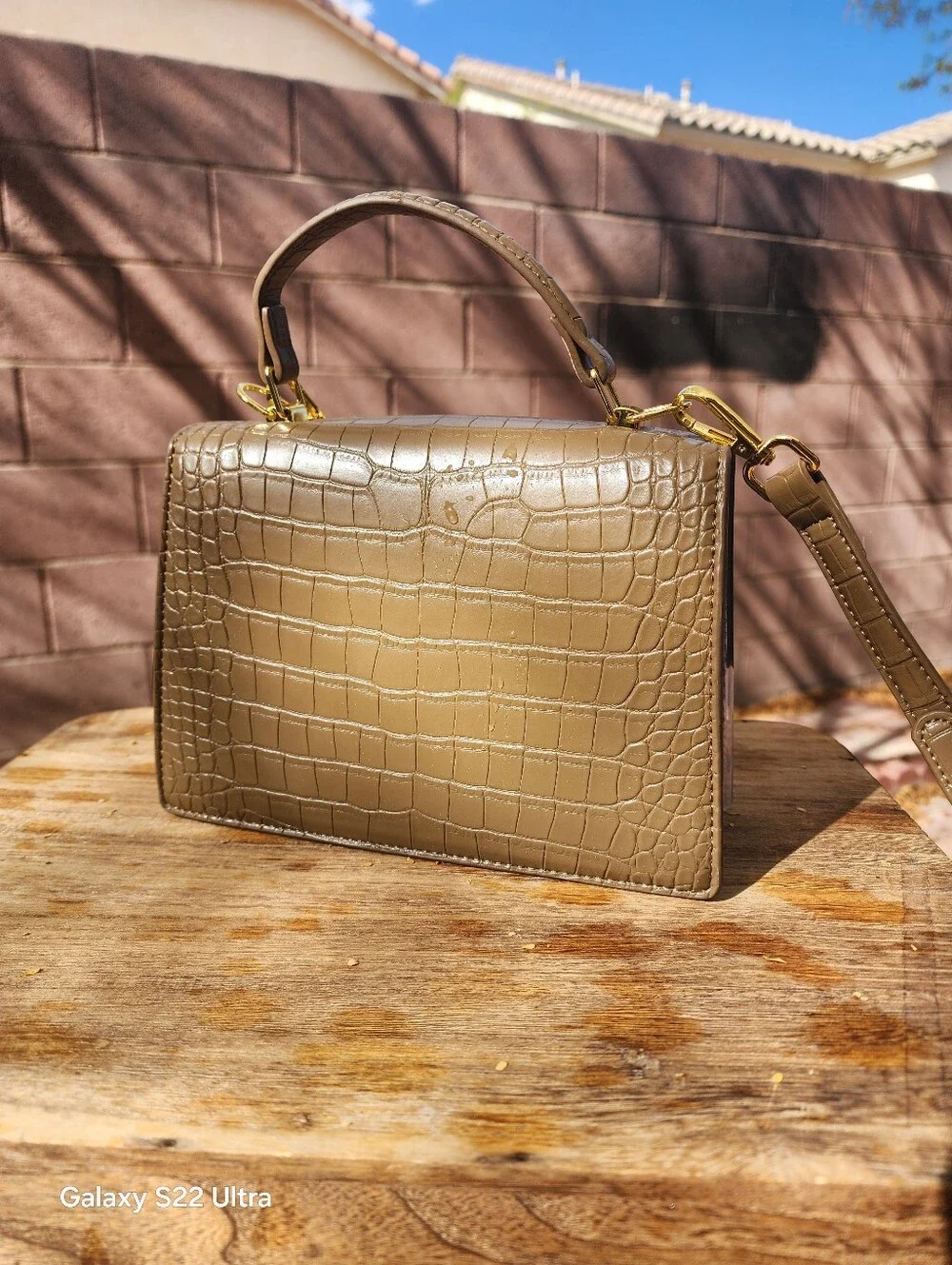 Chic Women's Crocodile-Embossed Clear Taupe Top-Handle Bag